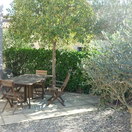 Aigues-Mortes villa prés des remparts Extérieur photo