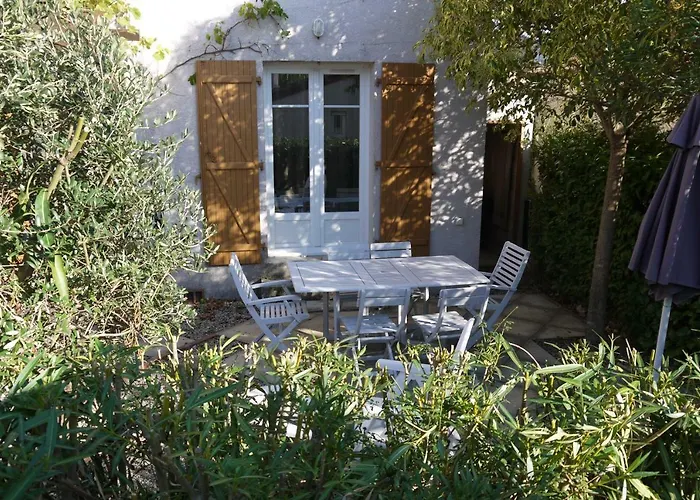 Aigues-Mortes Villa Pres Des Remparts